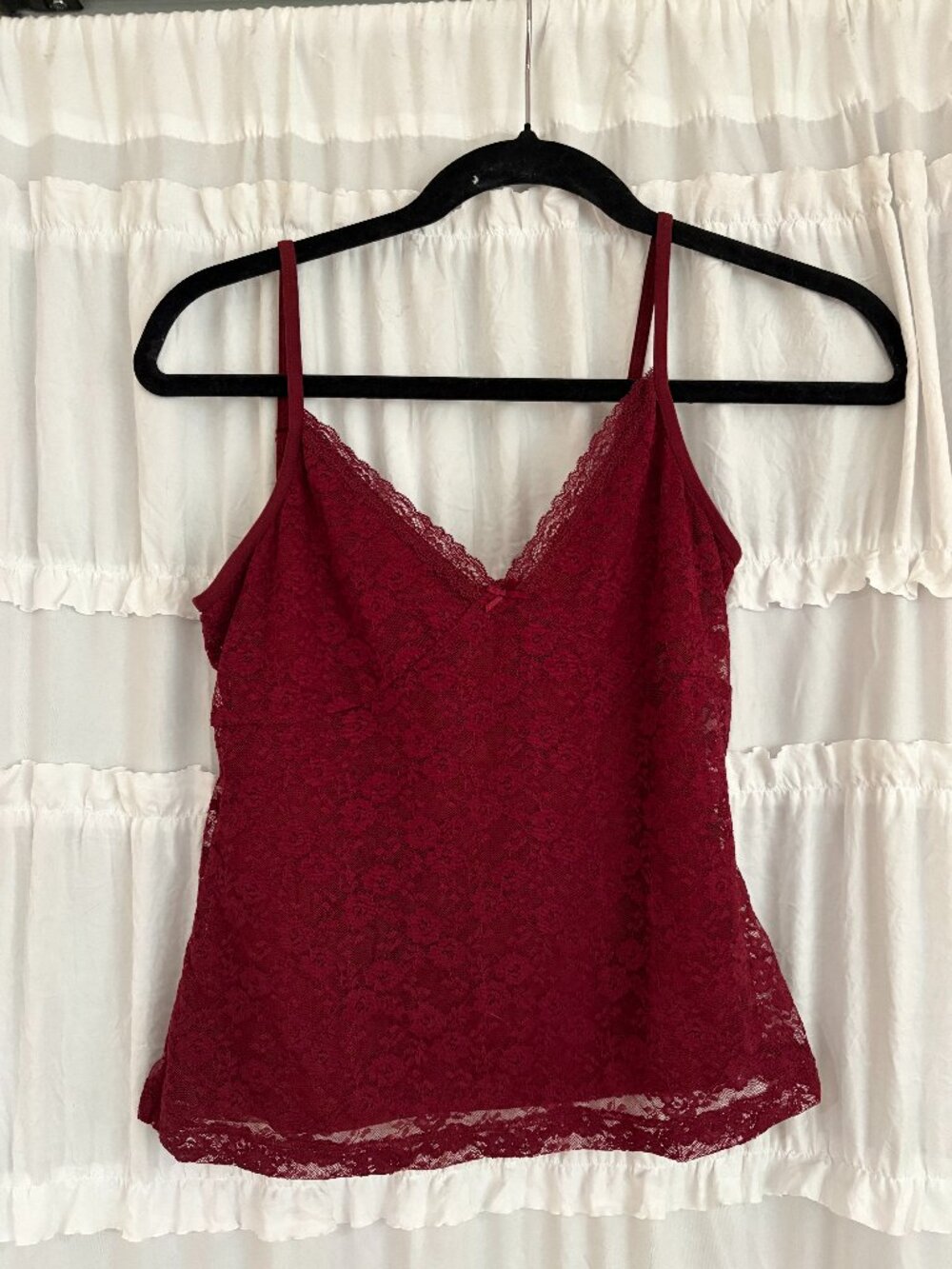 NWT Brandy Melville Amara Burgundy Lace Spaghetti Strap Tank